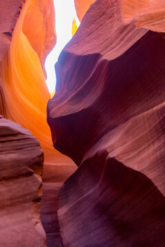 Beautiful pictures from lower Antelope canyon during fall.