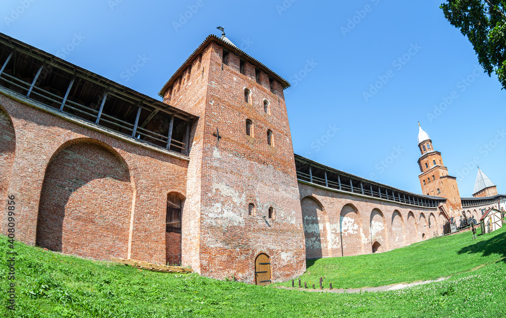 Sticker Red brick fortress wall of the Novgorod Kremlin with Knyazhaya (Prince's) and Kokuy watchtowers. Veliky Novgorod, Russia