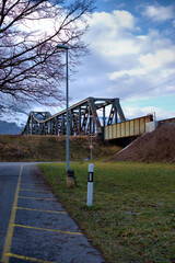 Fototapeta na wymiar Eisenbahnbrücke in Schaan in Liechtenstein 26.12.2020