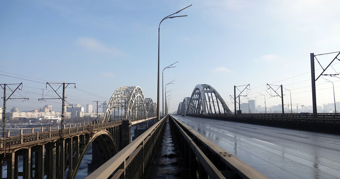 Darnitsky bridge in the city of Kiev