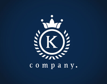 Letter K elegant crown emblem. Beautiful calligraphy laurel wreath crown monogram. Royal style initials letter logo. Graceful design for Restaurant, Cafe, Brand name, Badge, Label. Eps 10.