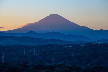 Obraz premium 湘南平からの富士山の夕景