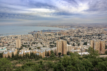 Fototapeta na wymiar Panoramic view from Mount Carmel to cityscape and port in Haifa