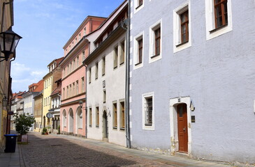 Fototapeta na wymiar Häuserzeile in der Schmiedstraße von Pirna 