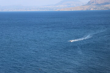 Obraz premium boat on the sea