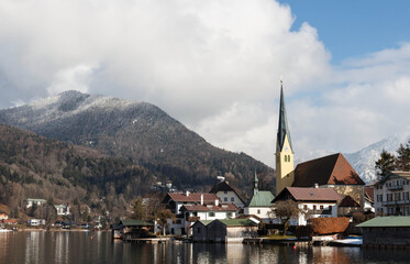 Fototapeta premium Tegernsee, Rottach-Egern, Bavaria, Germany
