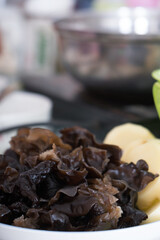 A dish of washed black fungus