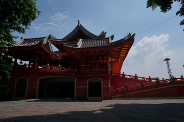 Fototapeta premium Semarang, 09 November 2020; Sam Poo Kong Temple in Semarang, is one of the famous tourist attractions besides being a place of worship for followers of the Confucian religion in the city of Semarang, 