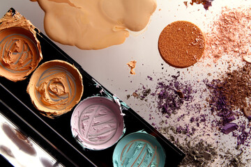 Messy cosmetic product