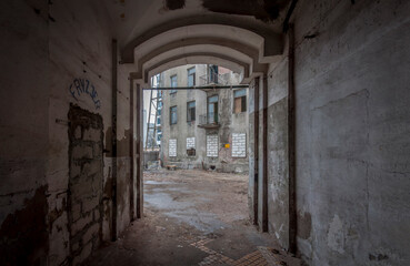 Abandoned Lejb Osnos’ tenement