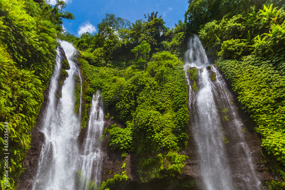 Wall mural sekumpul waterfall - bali island indonesia