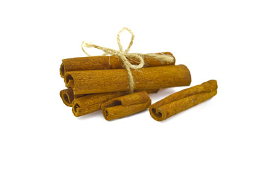 Cinnamon sticks bundle tied with jute string