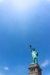 Looking at the symbol of New York, the Statue of Liberty