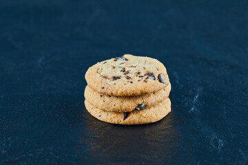 Chocolate chips cookies on a marble background