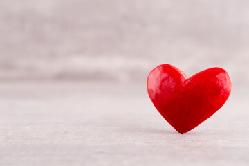 Fototapeta premium Red heart, valentine day greeting card. Wooden hearts background.