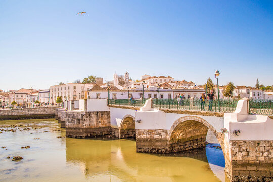 Tavira Portugal Altstadt und Sehensw&uuml;rdigkeiten