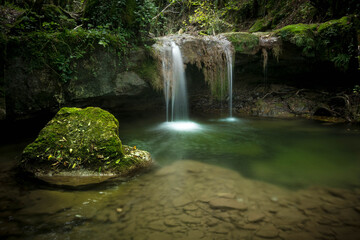 Fototapeta premium Beautiful waterfall (Salt del Roure, Catalonia, Spain, Garrotxa Province)