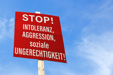 Stop, soziale Ungerechtigkeit!