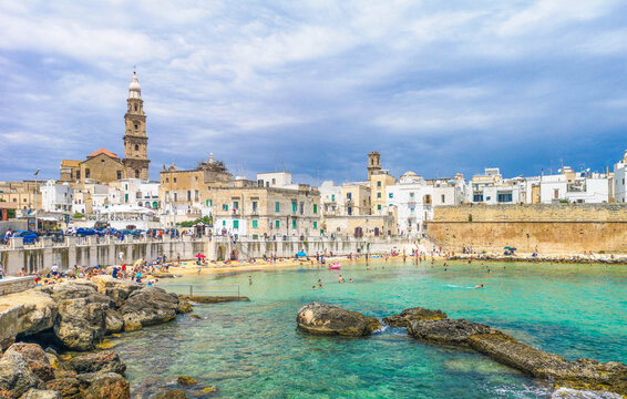 Monopoli Italien Altstadt, Strand, Hafen