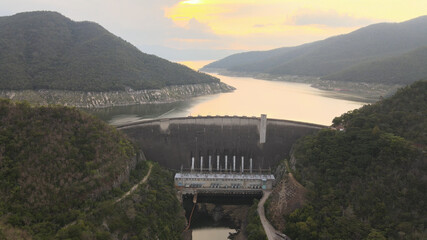 Obraz premium Pumiphon Dam In Tak Province , Northern Of Thailand