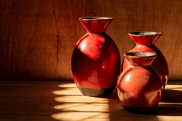 clay jugs of Peruvian origin