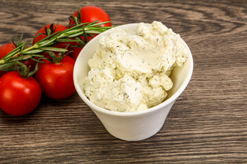 Soft cream cheese with herbs