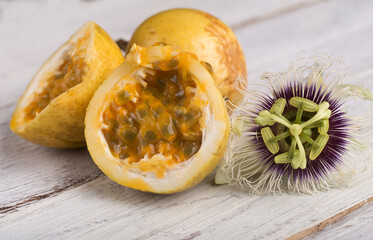 maracuja -passion fruit