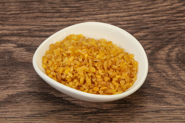 Vegetarian cuisine - dry bulgur for cooking