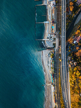 Russia, Krasnodar Krai, Sochi, Aerial view of traffic on coastal highway