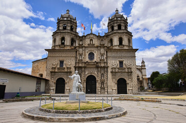 Fototapeta na wymiar The beautiful San Francisco Church and stunning stone carvings, Cajamarca, Peru
