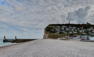plage et port de F&eacute;camp en Normandie