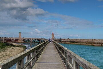 Obraz premium plage et port de Fécamp en Normandie