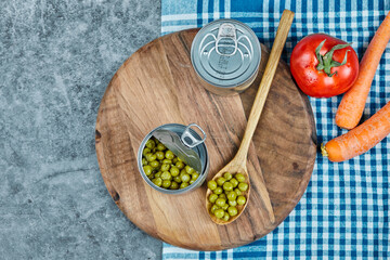 Marinated green pea beans in metallic cans