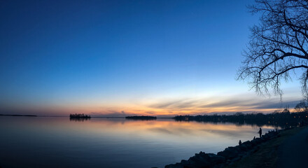 paisible coucher de soleil