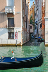 Fototapeta na wymiar 水の都ヴェネチアと運河と船