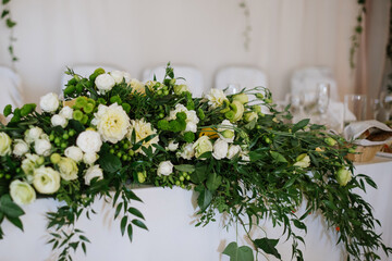 Decoration with flowers in the wedding hall