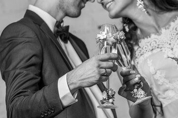 bride and groom with champagne