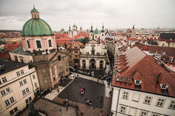 Fototapeta na wymiar Goldene Stadt Prag; Kreuzherrenplatz mit Kreuzherren- und St.-Salvator-Kirche