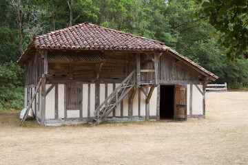 cabane dans les landes