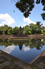 LAC SACRÉ NEAK PEAN SITE D'ANGKOR 12 éme SIÈCLE