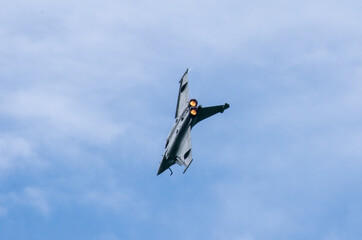 Low altitude rafale