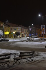 Staszów zimą , Staszów zima 2021 , Zima 2021 . Staszów , Staszów nocą w zimie , śnieg w  Staszowie ,kościół w Staszowie , ulice Staszów , Rynek Staszów © Szymon