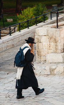 Orthodox jewish man goes on street of Old City, Jerusalem (44)