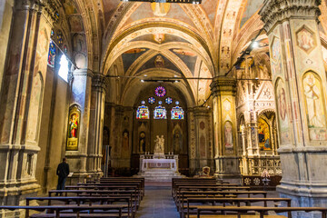 Obraz premium FLORENCE, ITALY - OCTOBER 21, 2018: Interior of Orsanmichele church in Florence, Italy