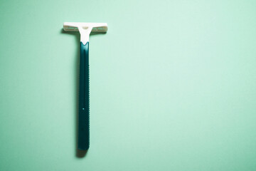 Disposable razor view