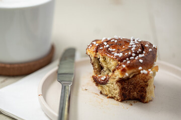 SWEDISH CINNAMON BUNS (KANELBULLAR) - with coffee