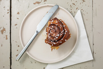 SWEDISH CINNAMON BUNS (KANELBULLAR) - with coffee