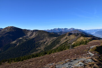 Fototapeta premium Großer Bösenstein und Hochhaide in den Rottenmanner Tauern, Steiermark, Österreich