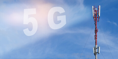 Against the background of a blue sky with clouds it is written - 5G