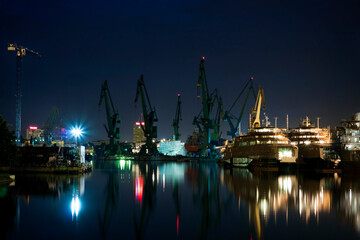 Fototapeta premium port at night